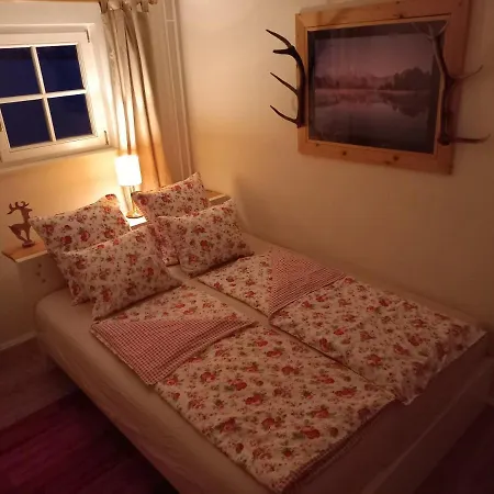 Almroeserl Edelweiss