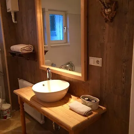 Almroeserl Edelweiss 고사우