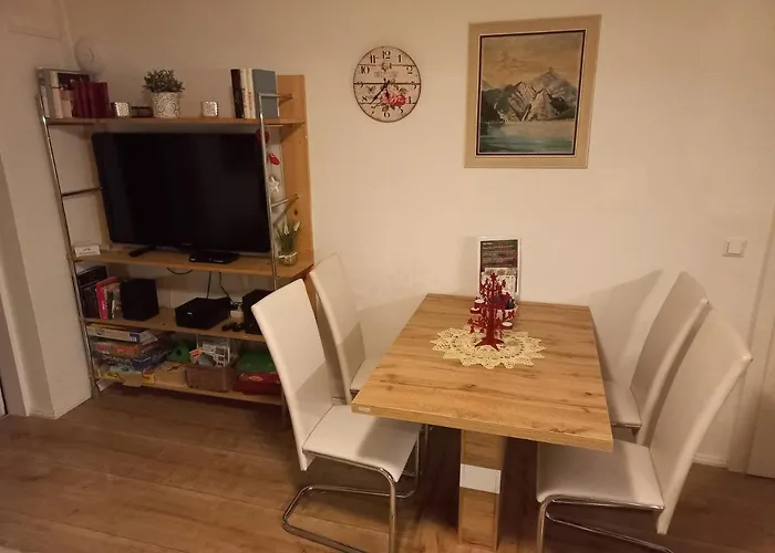 Almroeserl Edelweiss Gosau